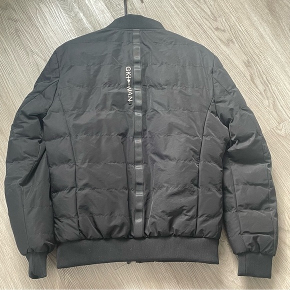 BLACK BOMBER JACKET CREW NECK BLACK ZIPPER 2 SIDE POCKETS FITS SIZE M/L - Picture 9 of 14